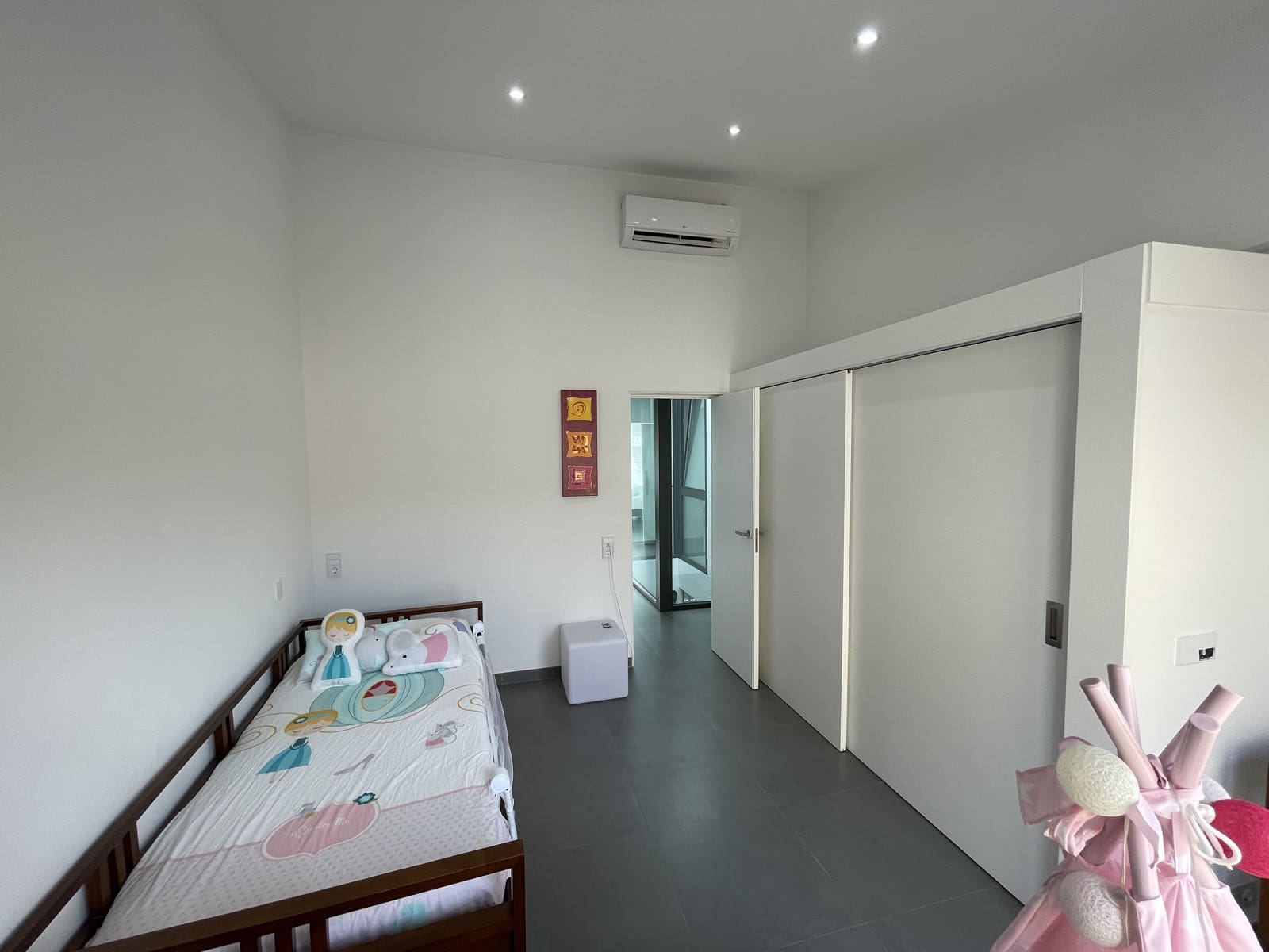 4 bedroom Villa for rent in Sa Pobla with pool garage - € 2,600 (Ref: 8563260)