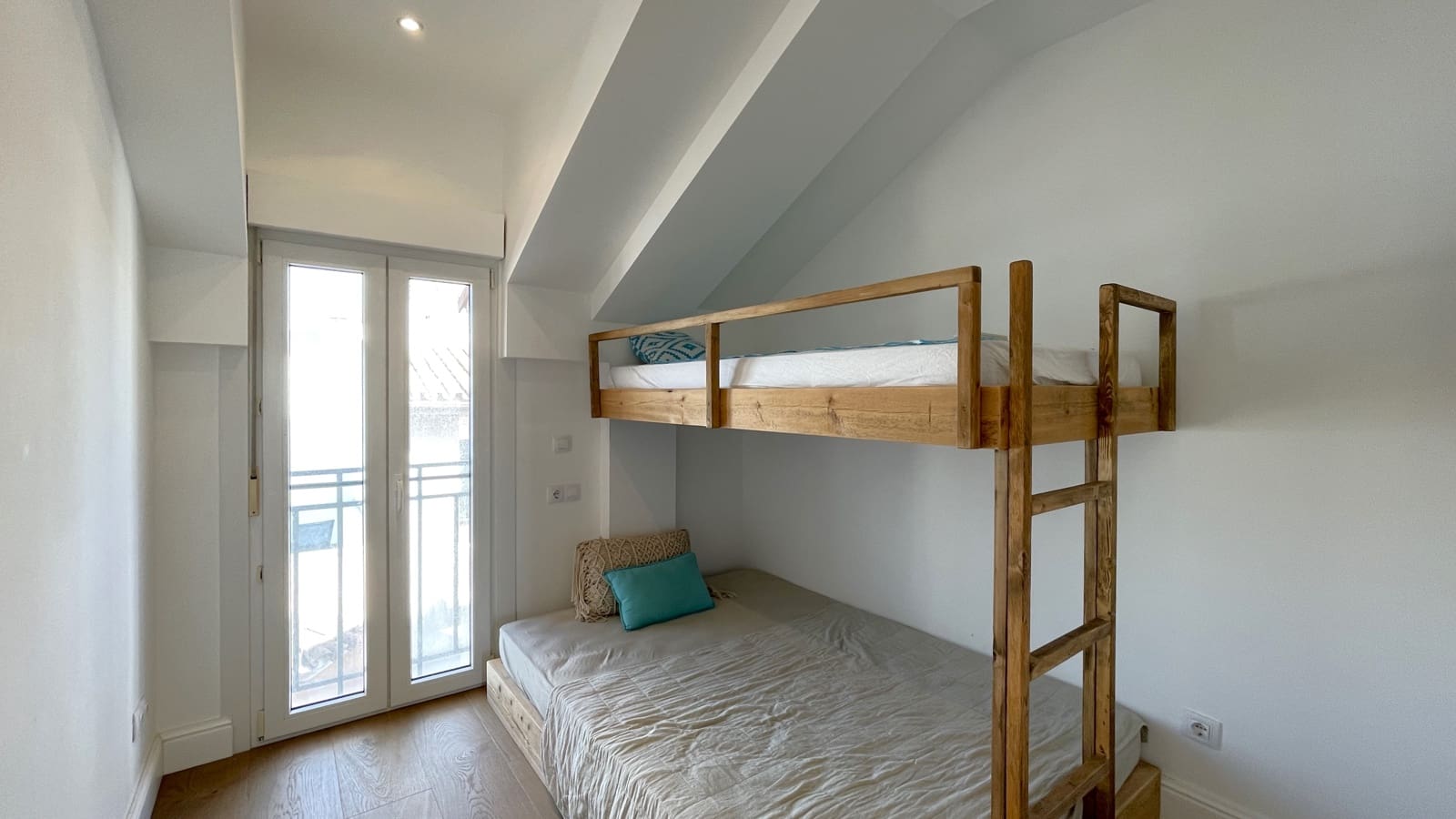 3 bedroom Apartment for sale in Puerto de Andratx with garage - € 1,690,000 (Ref: 8571468)