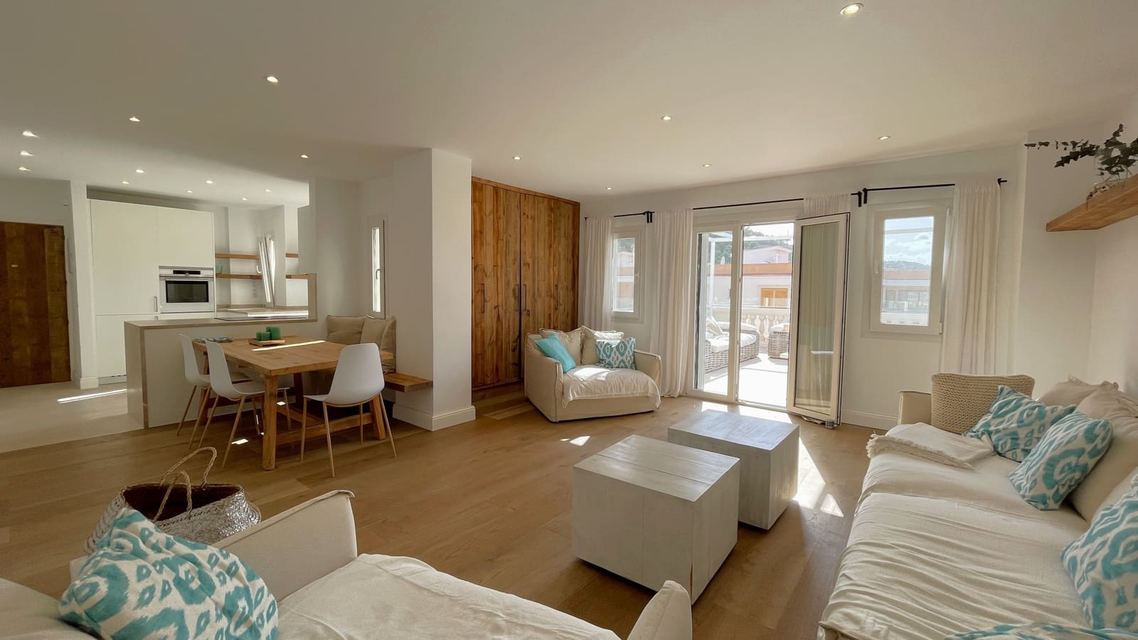 3 bedroom Apartment for sale in Puerto de Andratx with garage - € 1,690,000 (Ref: 8571468)