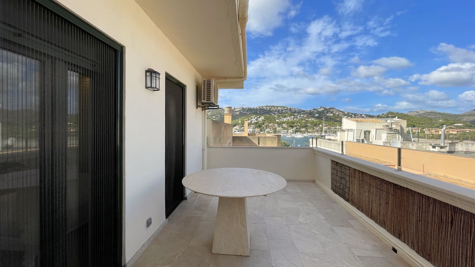 3 bedroom Apartment for sale in Puerto de Andratx with garage - € 1,690,000 (Ref: 8571468)
