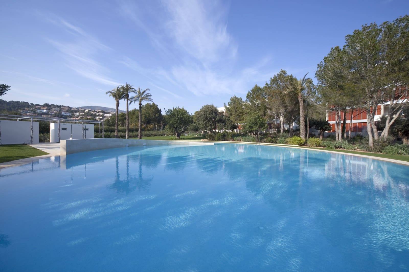 3 quarto Apartamento para arrendar em Bendinat com garagem - 6 000 € (Ref: 8580990)