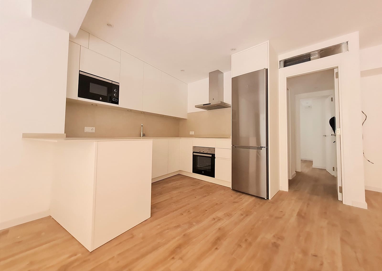 2 bedroom Apartment for sale in Palma de Mallorca - € 600,000 (Ref: 8583571)