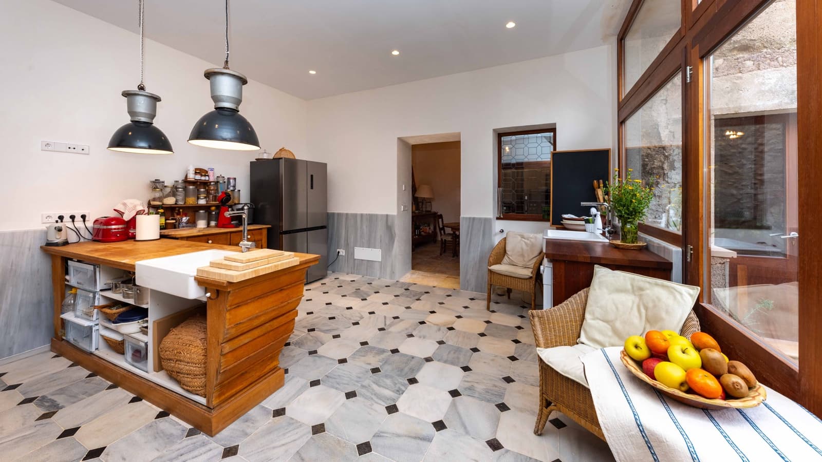 2 bedroom Townhouse for sale in Porreres with garage - € 1,890,000 (Ref: 8596677)