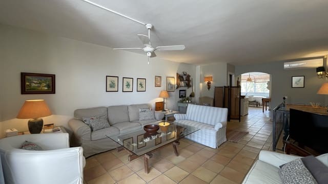 3 soveværelse Lejlighed til leje i Puerto de Andratx, Andratx med garage - € 3.000 (Ref: 8596678)