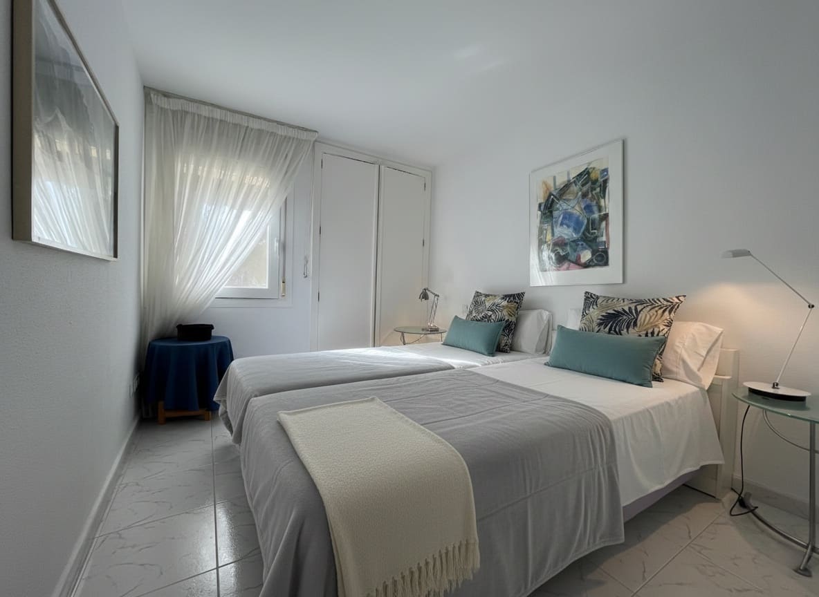 3 sovrum Lägenhet att hyra i Santa Ponsa - 2 500 € (Ref: 8620877)