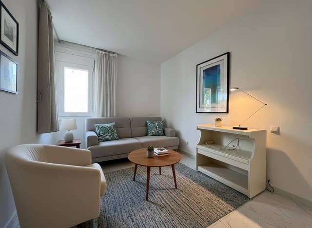 3 sovrum Lägenhet att hyra i Santa Ponsa, Calvià - 2 500 € (Ref: 8620877)