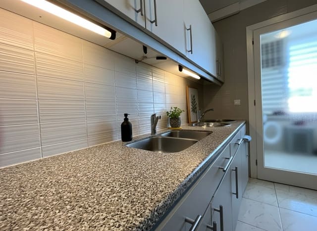 3 sovrum Lägenhet att hyra i Santa Ponsa, Calvià - 2 500 € (Ref: 8620877)