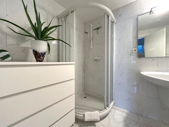 3 sovrum Lägenhet att hyra i Santa Ponsa, Calvià - 2 500 € (Ref: 8620877)