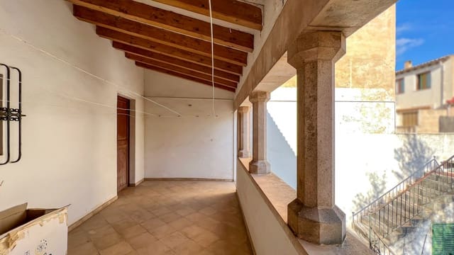 8 soveværelse Byhus til salg i Llucmajor med garage - € 2.000.000 (Ref: 8633877)