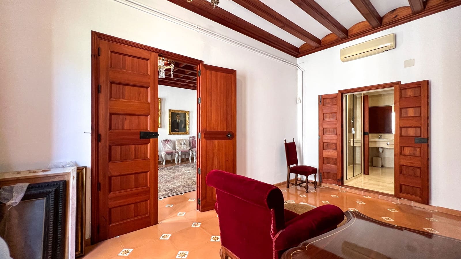 8 soveværelse Byhus til salg i Llucmajor med garage - € 2.000.000 (Ref: 8633877)