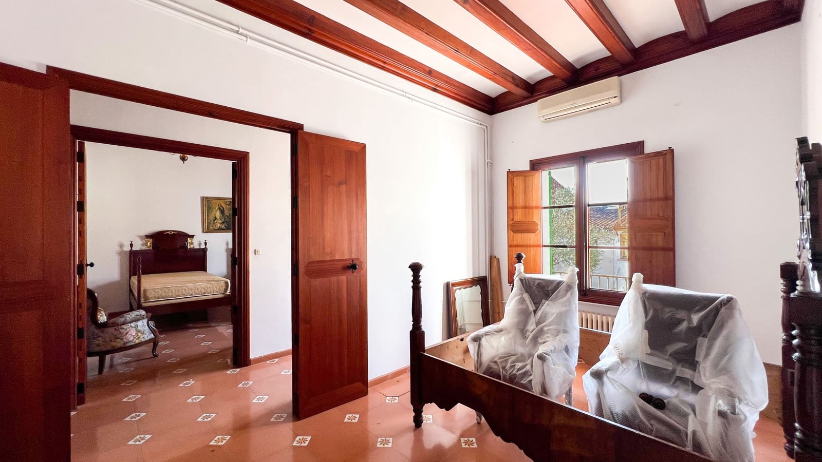 8 soveværelse Byhus til salg i Llucmajor med garage - € 2.000.000 (Ref: 8633877)