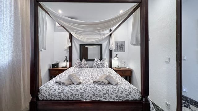 8 soverom Villa til salgs i L'Arenal, Palma de Mallorca - € 1 800 000 (Ref: 8635954)