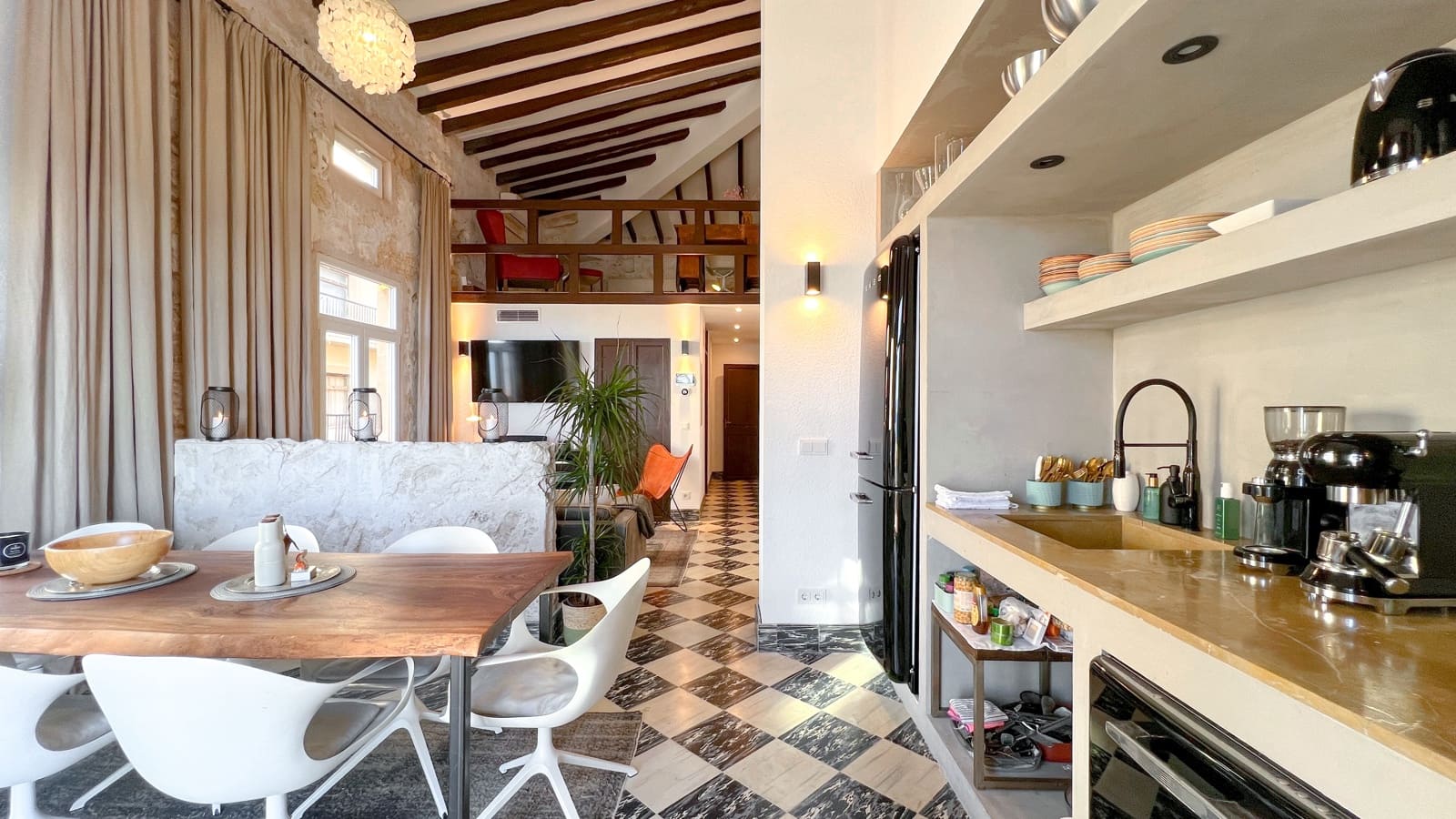 8 soveværelse Villa til salg i Palma de Mallorca - € 1.800.000 (Ref: 8635954)