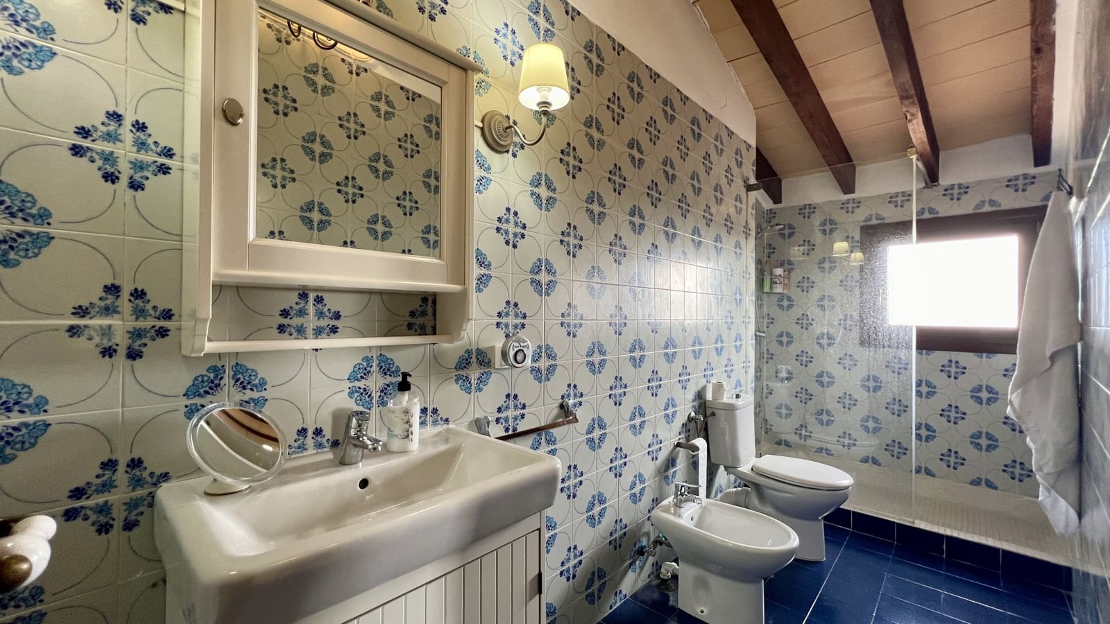 3 makuuhuone Maalaistalo myytävänä paikassa Llucmajor mukana uima-altaan 
autotalli - 900 000 € (Ref: 8654225)