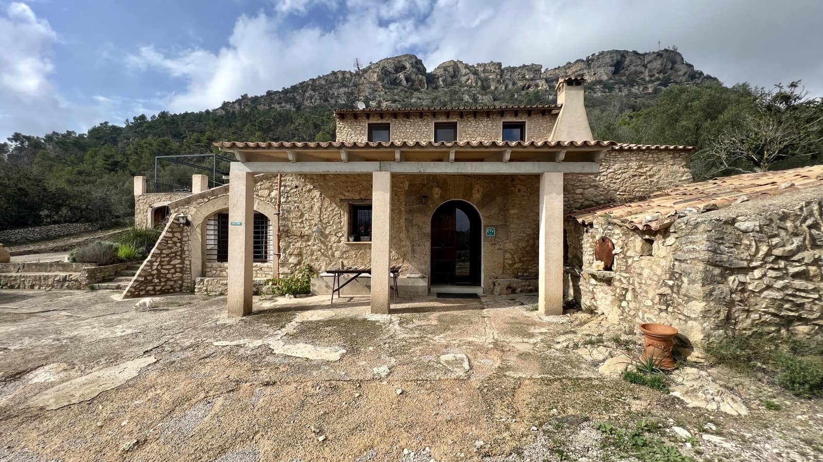 3 makuuhuone Maalaistalo myytävänä paikassa Llucmajor mukana uima-altaan 
autotalli - 900 000 € (Ref: 8654225)