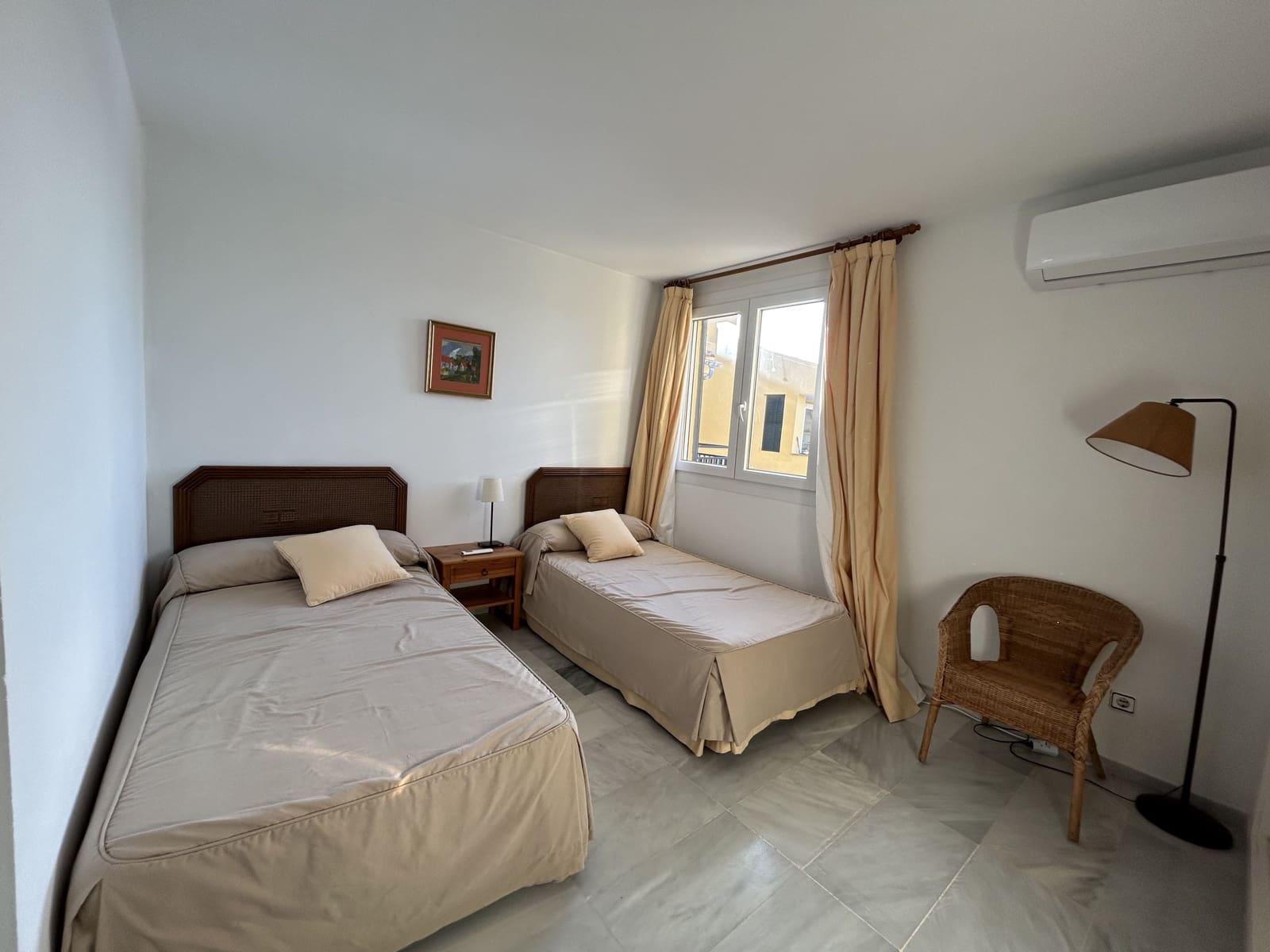 4 bedroom Apartment for rent in Santa Ponsa with pool garage - € 3,500 (Ref: 8661576)