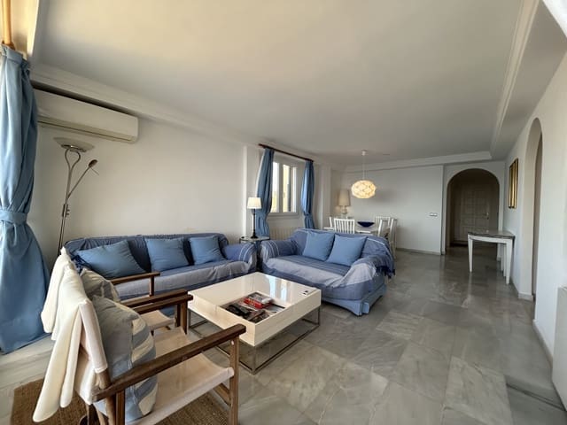 4 bedroom Apartment for rent in Santa Ponsa, Calvià with pool garage - € 3,500 (Ref: 8661576)