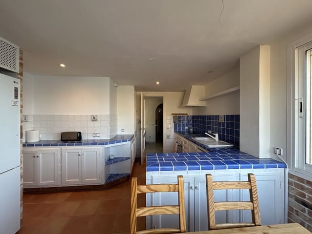 4 bedroom Apartment for rent in Santa Ponsa, Calvià with pool garage - € 3,500 (Ref: 8661576)