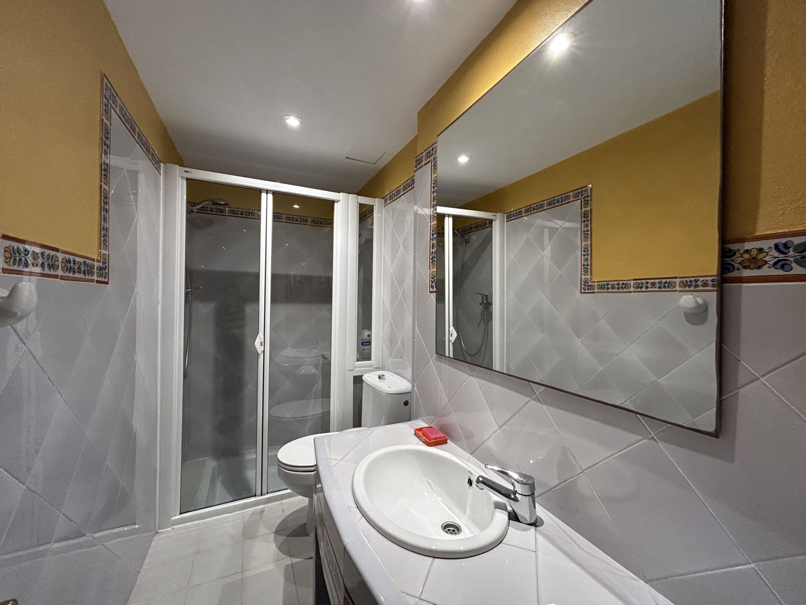 4 bedroom Apartment for rent in Santa Ponsa with pool garage - € 3,500 (Ref: 8661576)