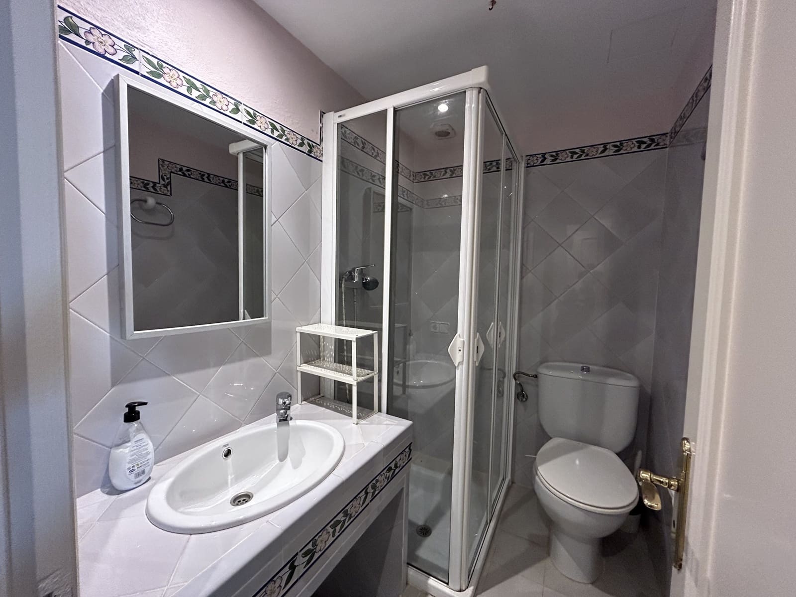 4 bedroom Apartment for rent in Santa Ponsa with pool garage - € 3,500 (Ref: 8661576)