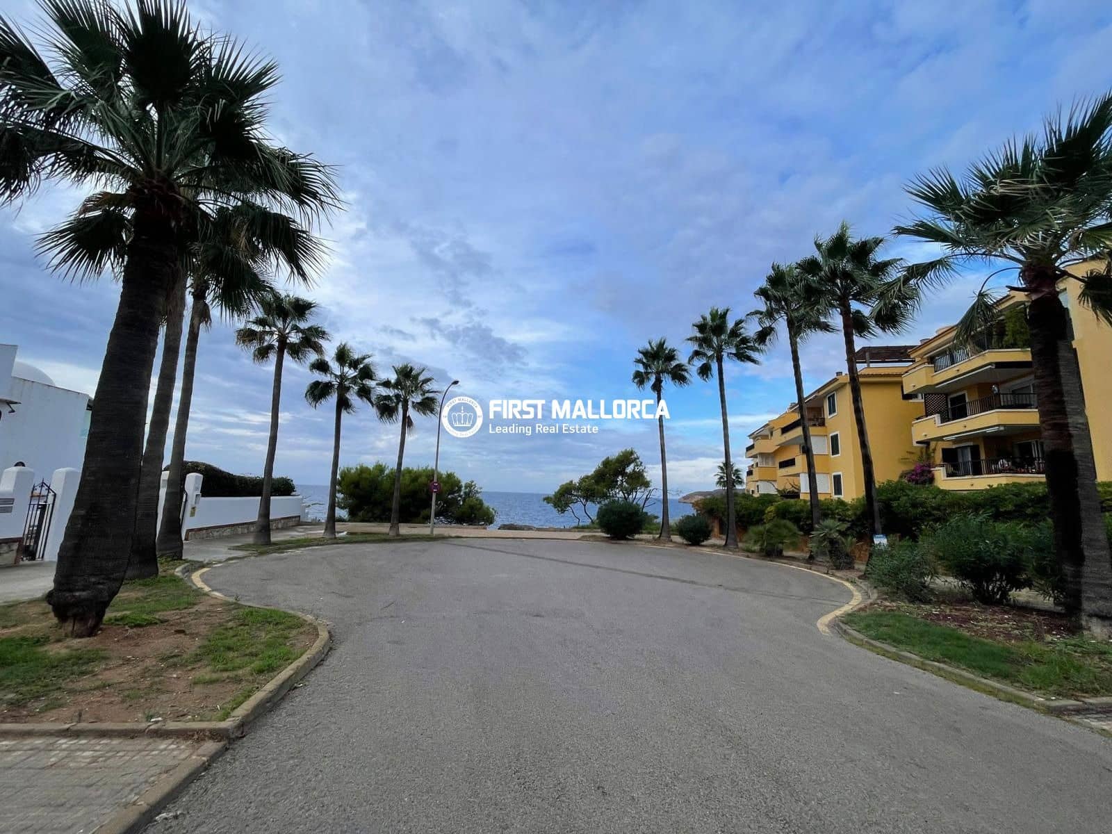 4 soveværelse Lejlighed til leje i Santa Ponsa med swimmingpool garage - € 3.500 (Ref: 8661576)