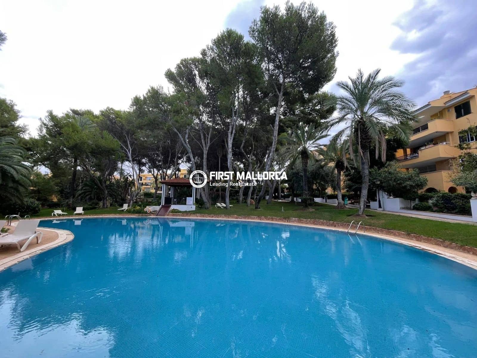 4 soveværelse Lejlighed til leje i Santa Ponsa med swimmingpool garage - € 3.500 (Ref: 8661576)