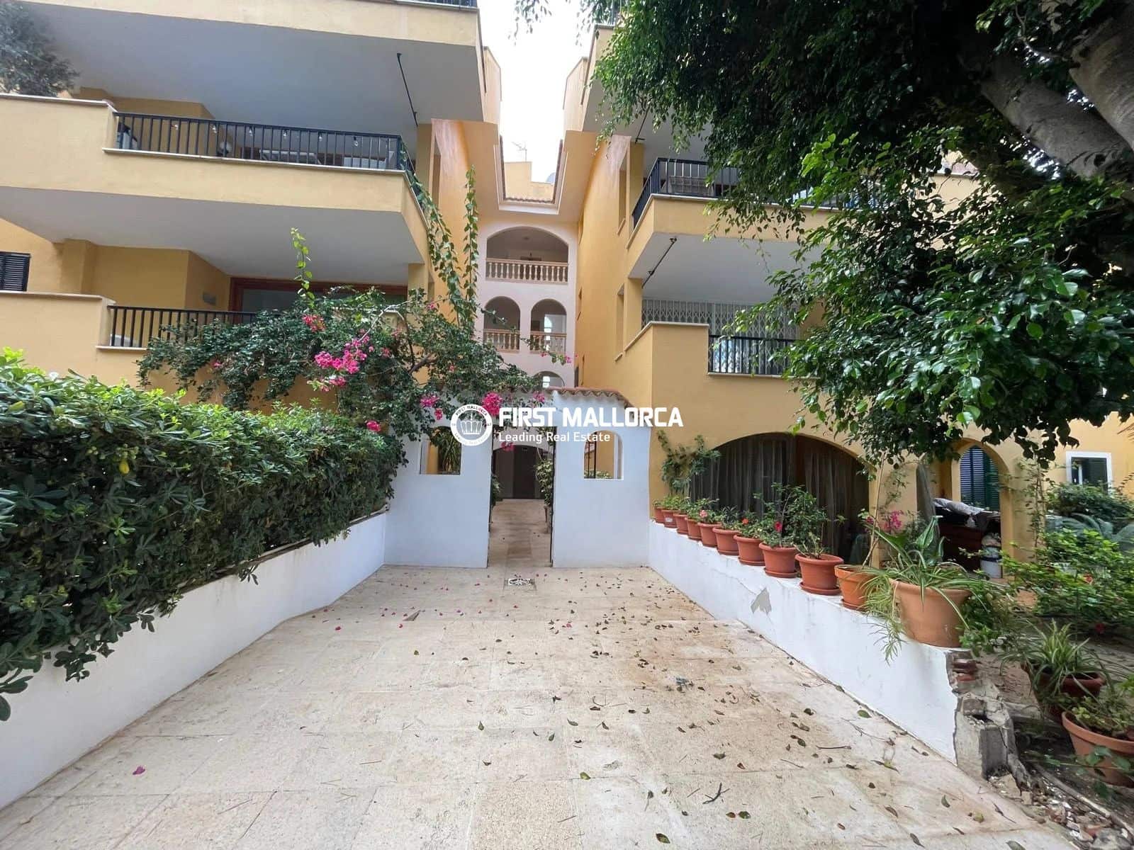 4 soveværelse Lejlighed til leje i Santa Ponsa med swimmingpool garage - € 3.500 (Ref: 8661576)