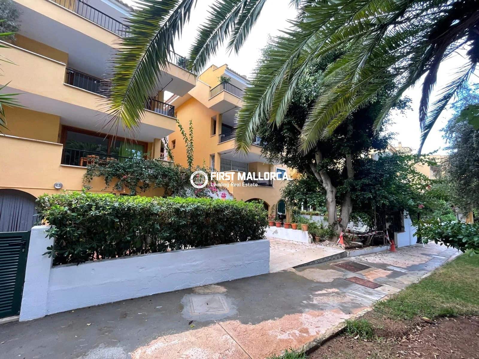 4 soveværelse Lejlighed til leje i Santa Ponsa med swimmingpool garage - € 3.500 (Ref: 8661576)