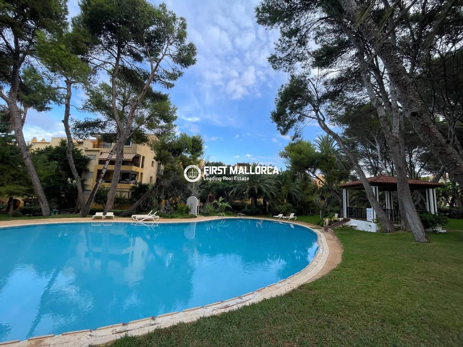 4 soveværelse Lejlighed til leje i Santa Ponsa med swimmingpool garage - € 3.500 (Ref: 8661576)