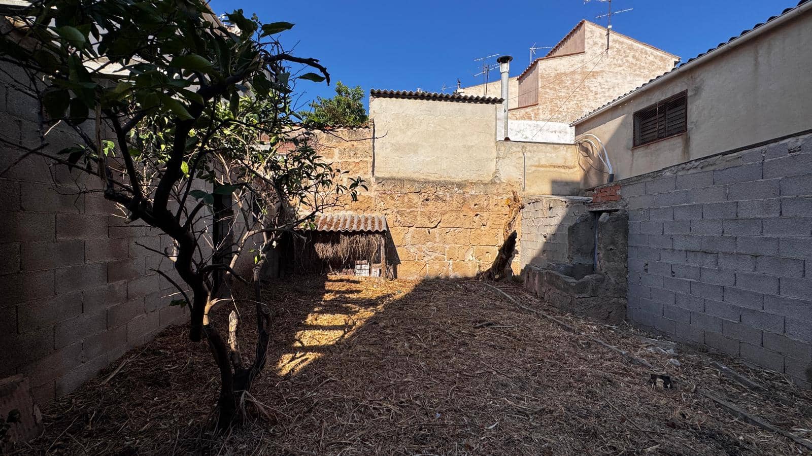 Byggetomt til salgs i Andratx - € 210 000 (Ref: 8666817)