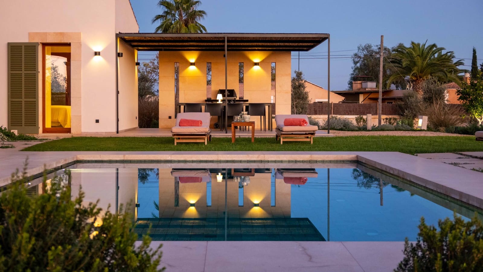 2 soveværelse Finca/Landehus til salg i Campos med swimmingpool garage - € 1.995.000 (Ref: 8675244)