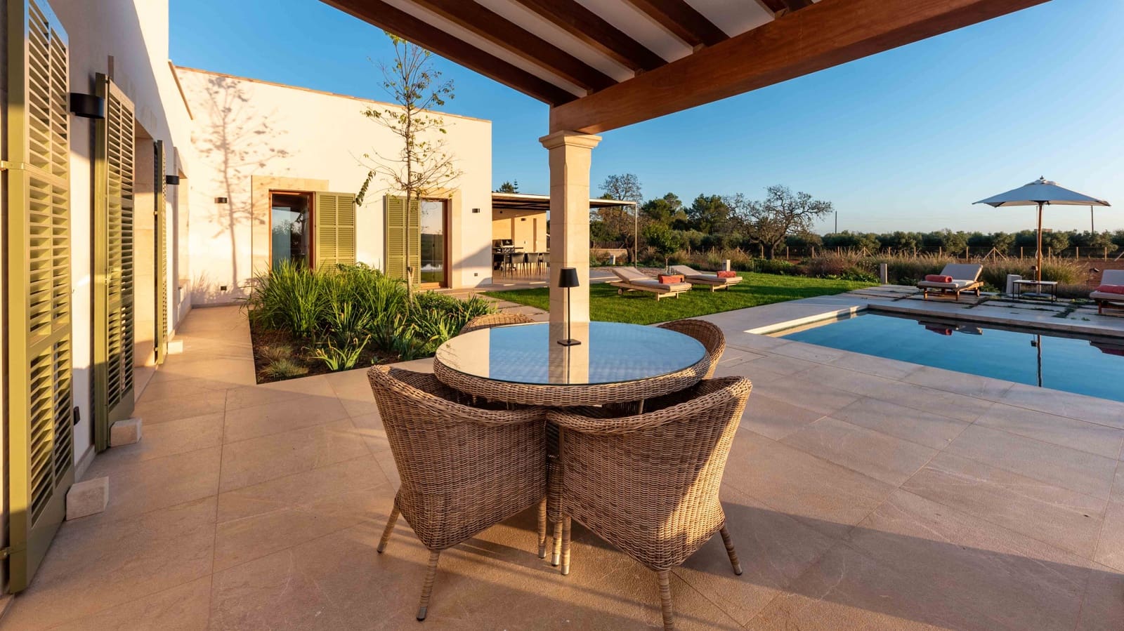 2 soveværelse Finca/Landehus til salg i Campos med swimmingpool garage - € 1.995.000 (Ref: 8675244)