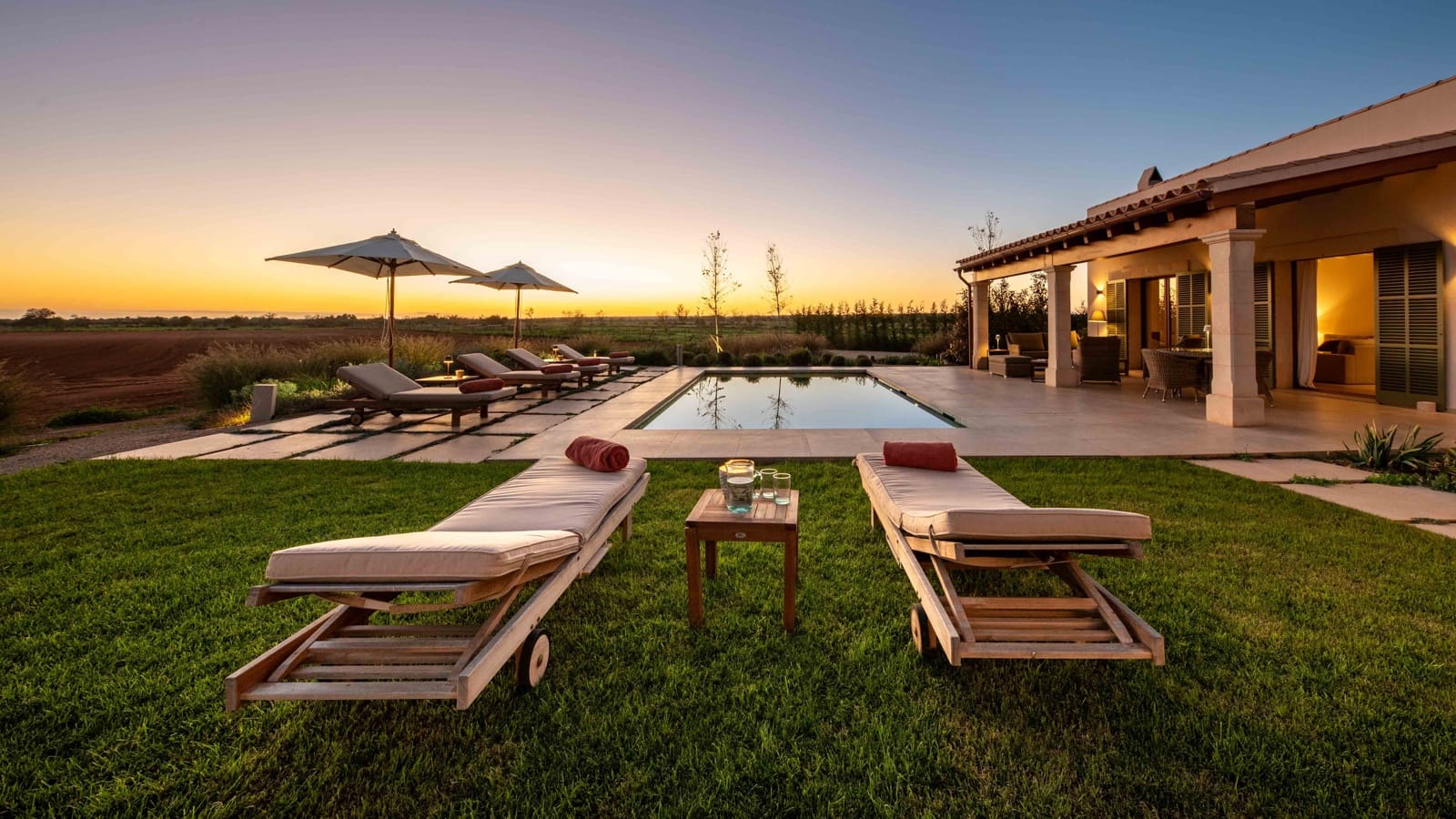 2 soveværelse Finca/Landehus til salg i Campos med swimmingpool garage - € 1.995.000 (Ref: 8675244)