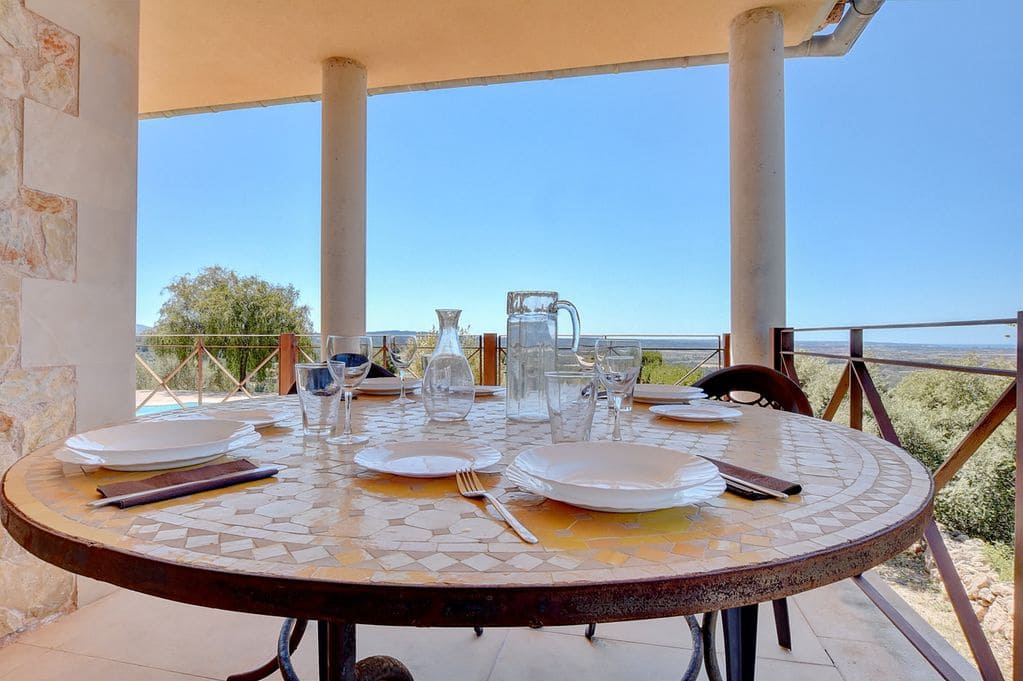 3 soveværelse Finca/Landehus til salg i Puntiro med swimmingpool garage - € 1.995.000 (Ref: 8681728)