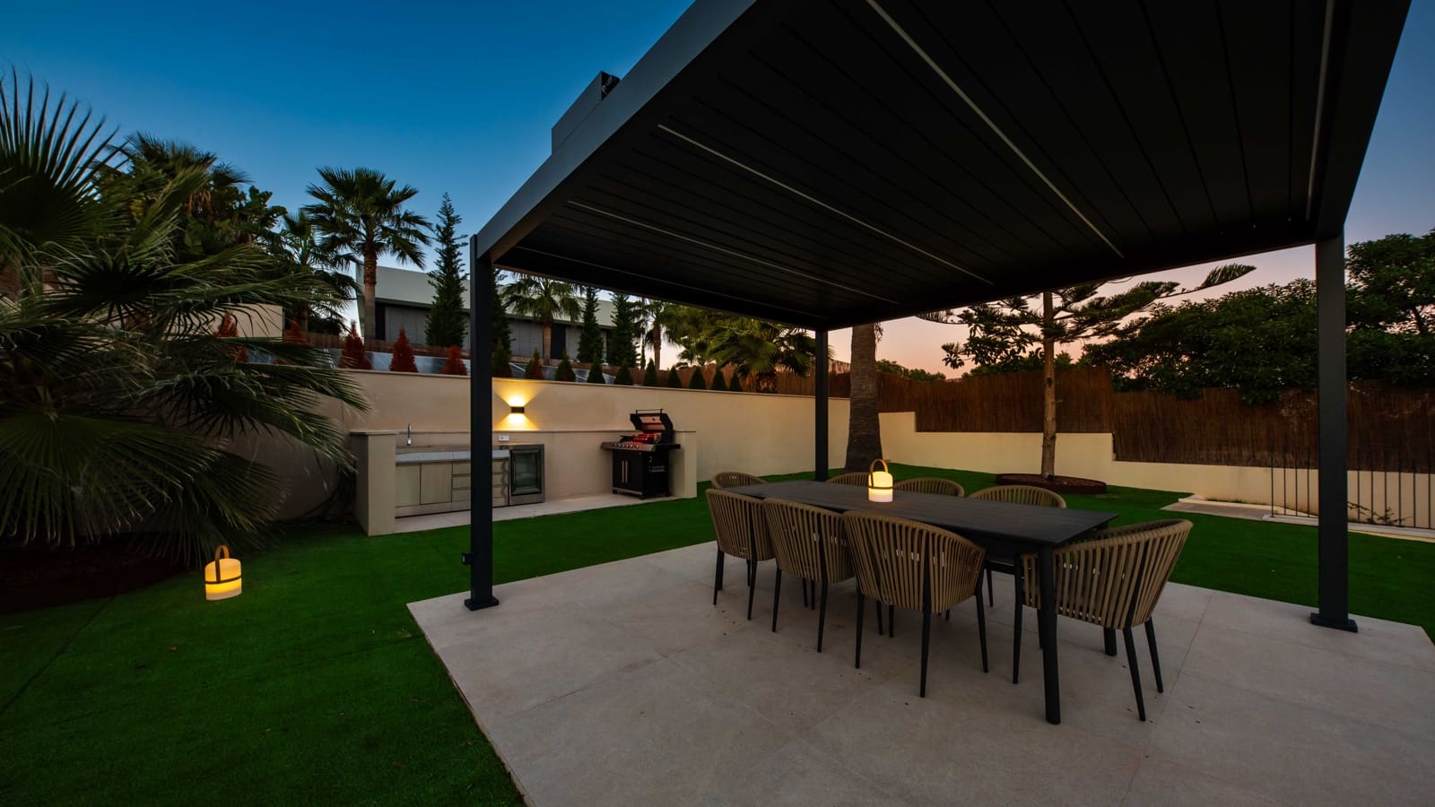 Chalet de 3 habitaciones en Santa Ponsa en venta con piscina garaje - 2.984.000 € (Ref: 8685606)