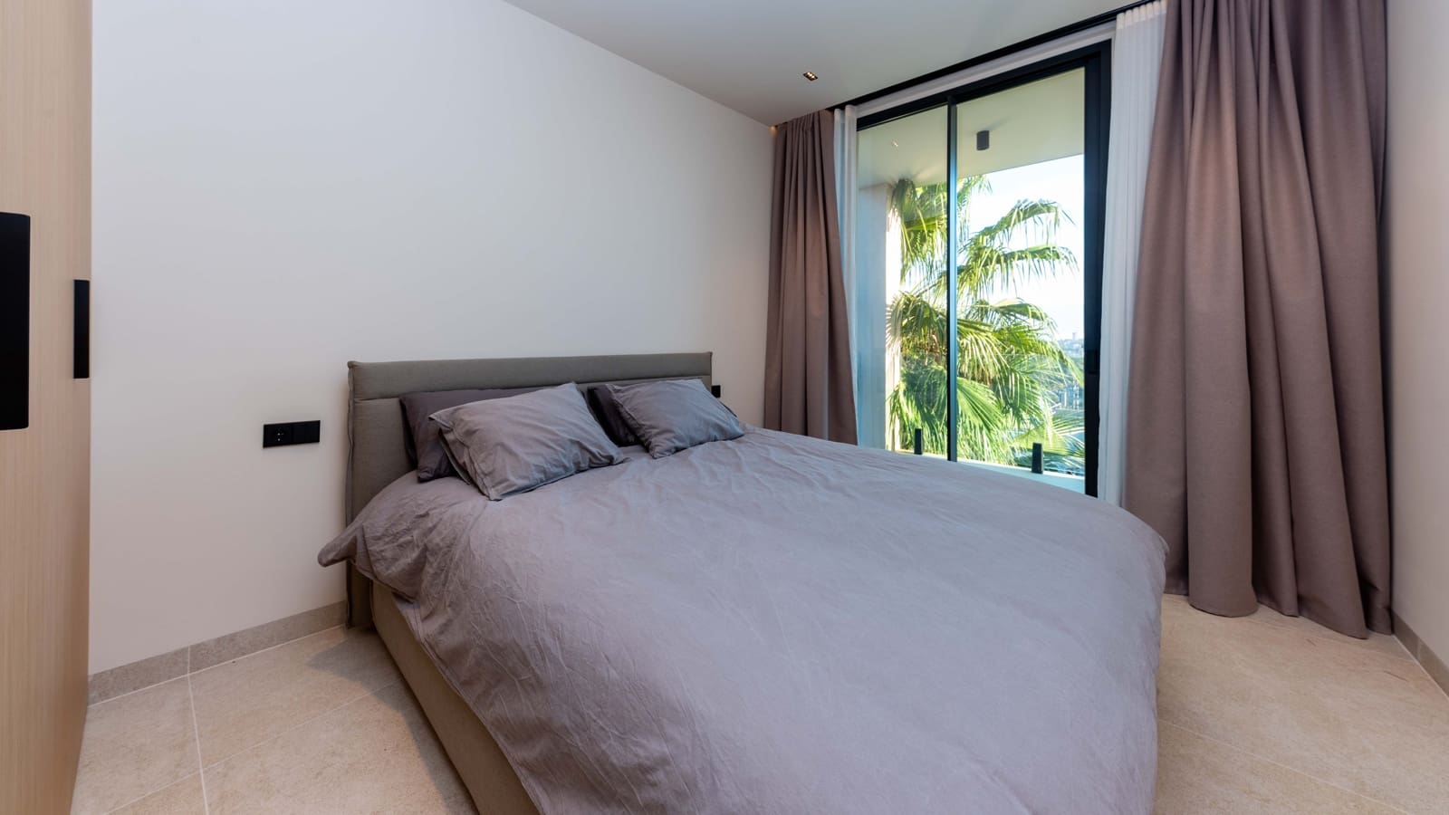 Chalet de 3 habitaciones en Santa Ponsa en venta con piscina garaje - 2.984.000 € (Ref: 8685606)