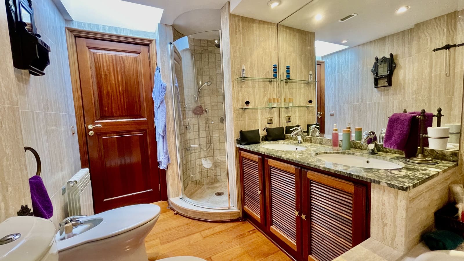 7 soveværelse Villa til salg i Bendinat med swimmingpool garage - € 5.900.000 (Ref: 8685607)