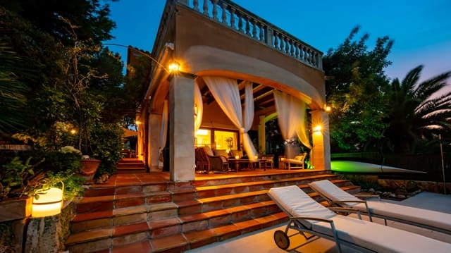 7 soveværelse Villa til salg i Bendinat, Calvià med swimmingpool garage - € 5.900.000 (Ref: 8685607)