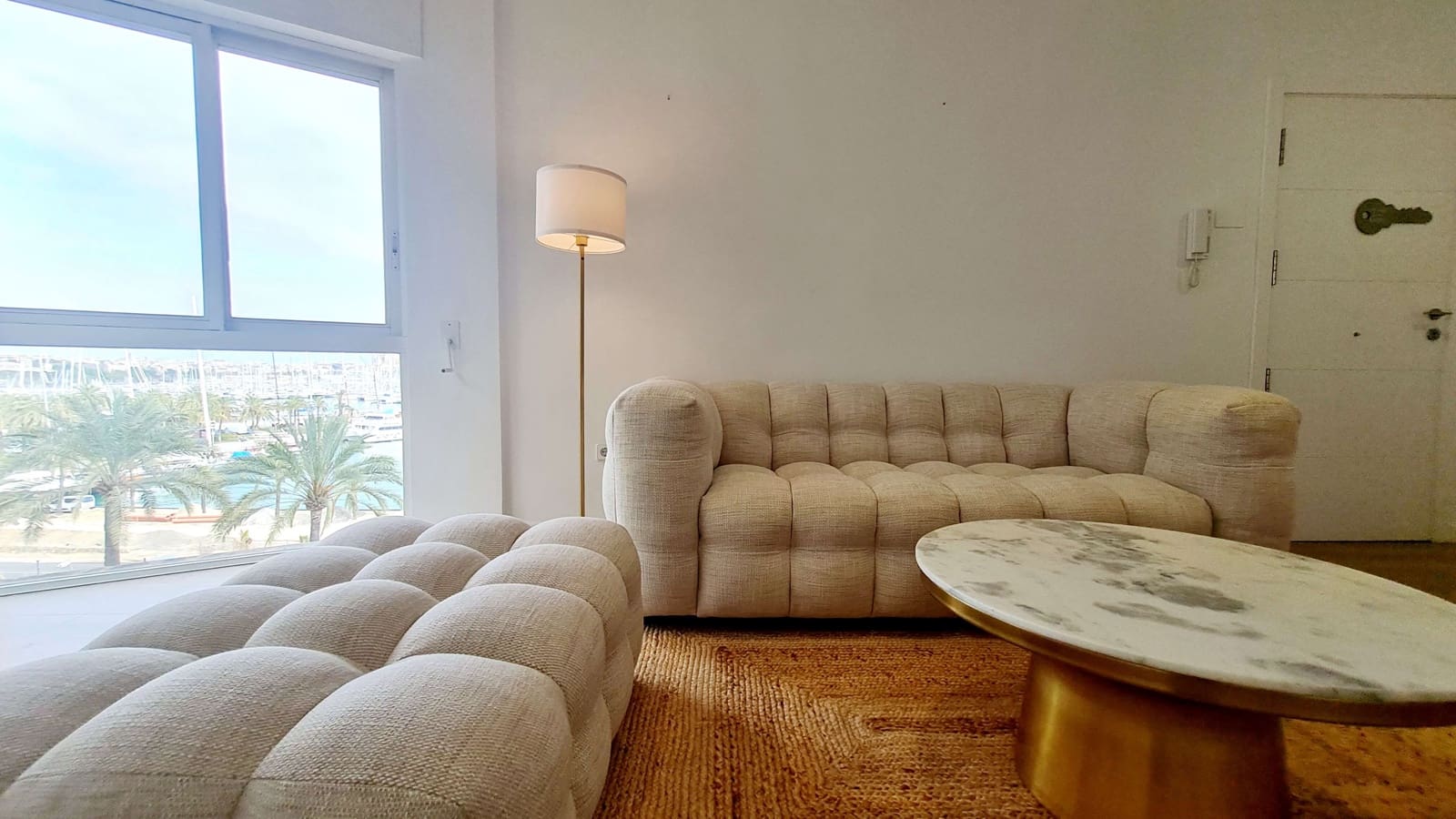 2 soverom Leilighet til leie i Palma de Mallorca med garasje - € 2 250 (Ref: 8697478)