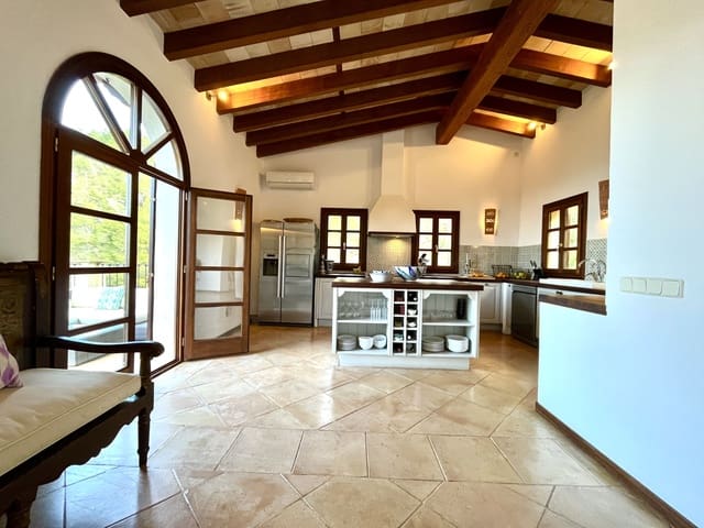 Finca/Maison de Campagne de 8 chambres à louer à Banyalbufar avec piscine garage - 30 000 € (Ref: 8705875)
