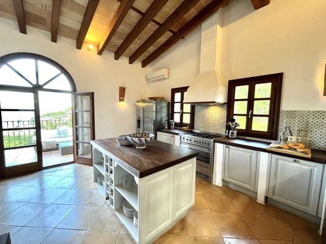 Finca/Maison de Campagne de 8 chambres à louer à Banyalbufar avec piscine garage - 30 000 € (Ref: 8705875)