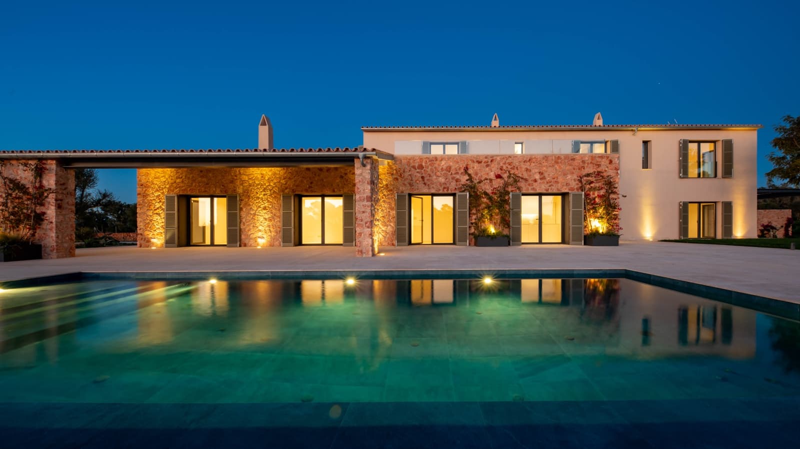 3 sovrum Finca/Hus på landet till salu i Llucmajor med pool garage - 3 950 000 € (Ref: 8710073)