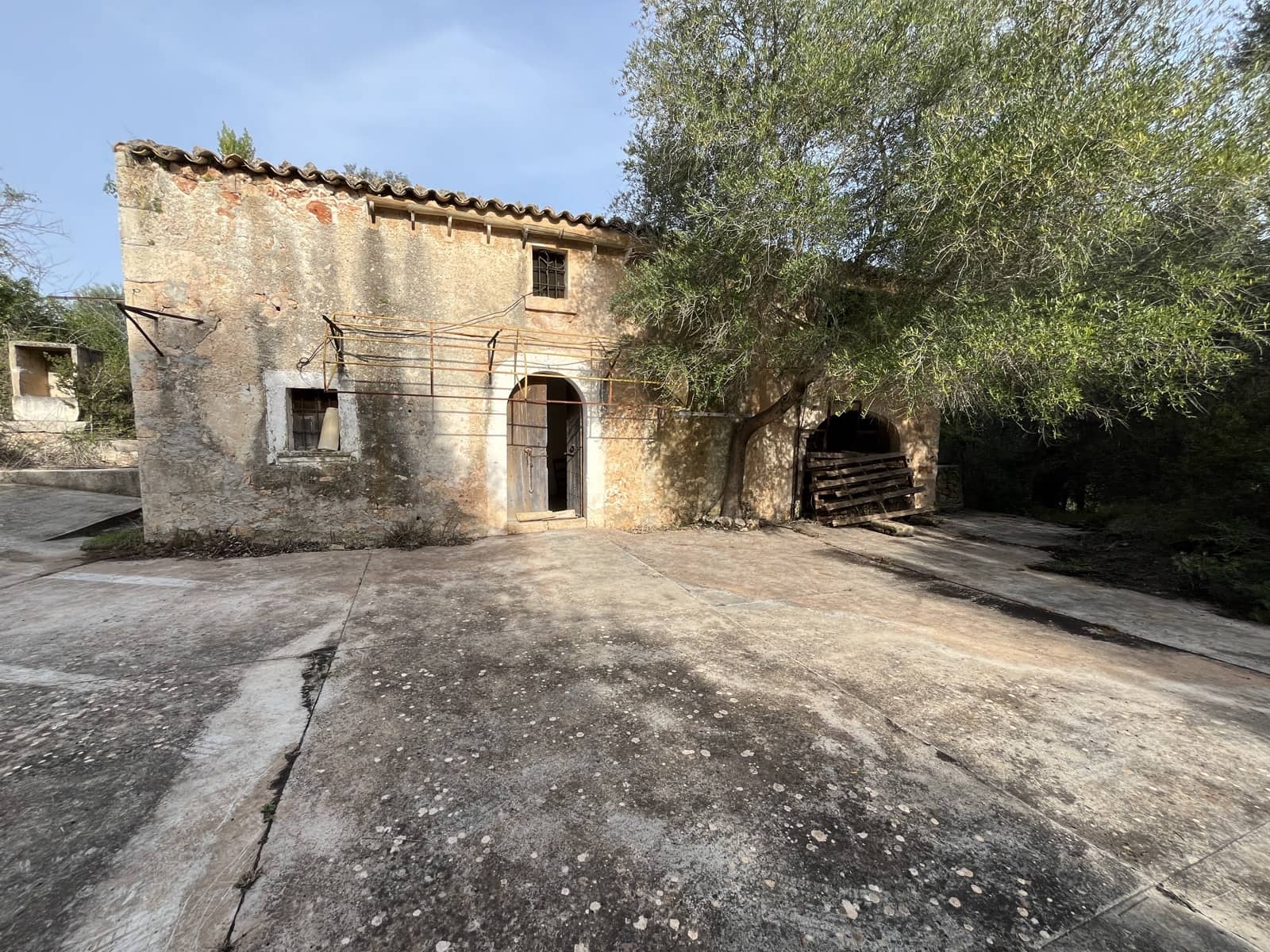 3 bedroom Finca/Country House for sale in Llubi - € 500,000 (Ref: 8727025)