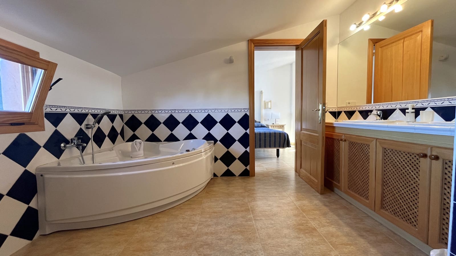 3 bedroom Apartment for rent in Sa Rapita / La Rapita with garage - € 2,250 (Ref: 8734853)