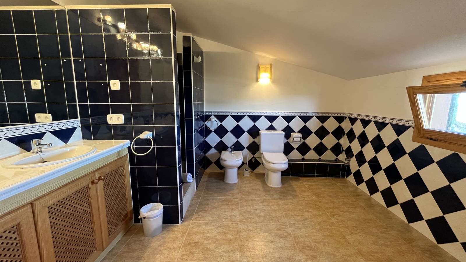 3 bedroom Apartment for rent in Sa Rapita / La Rapita with garage - € 2,250 (Ref: 8734853)