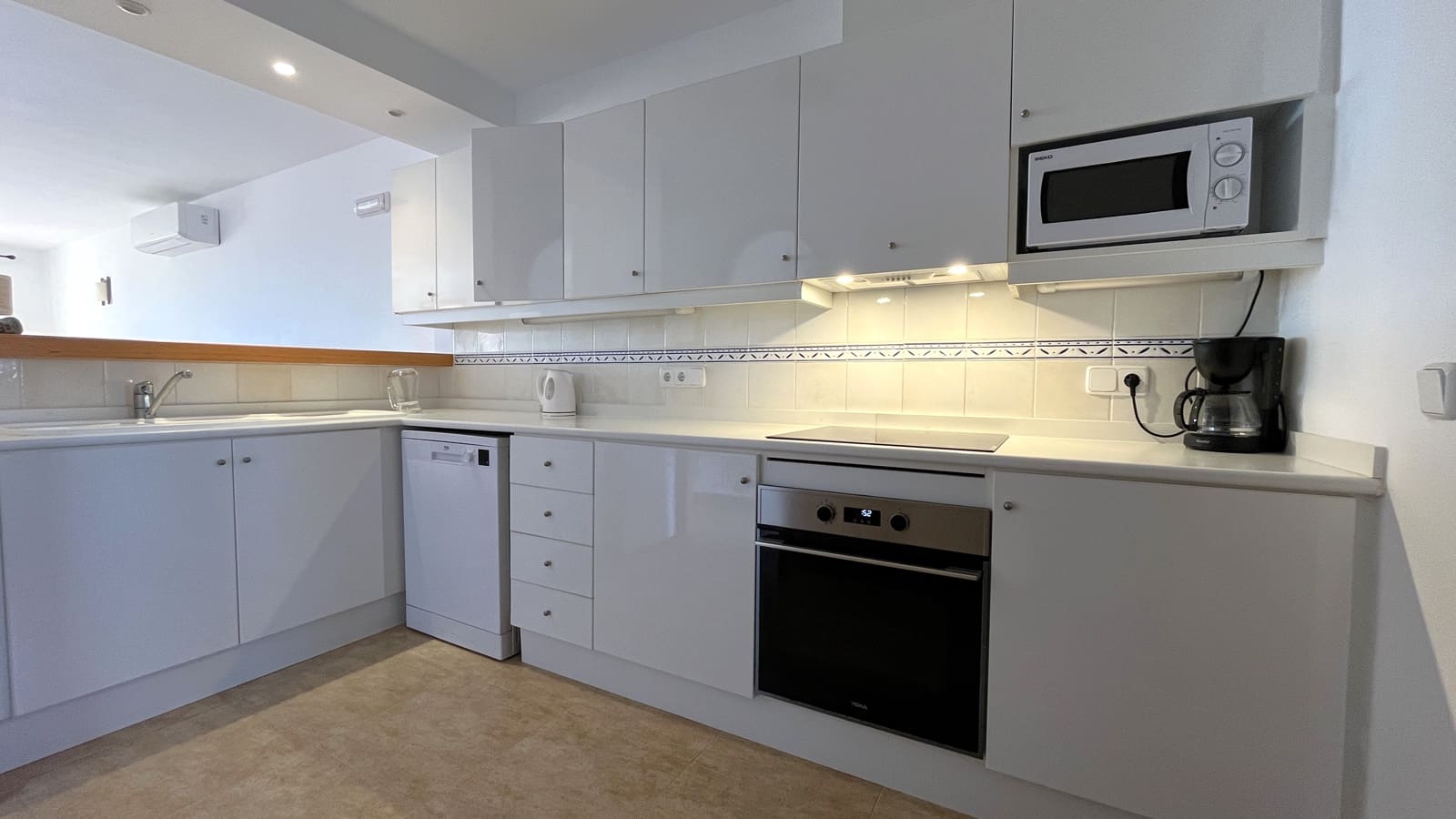 2 soverom Leilighet til leie i Sa Rapita / La Rapita med svømmebasseng garasje - € 2 000 (Ref: 8734854)