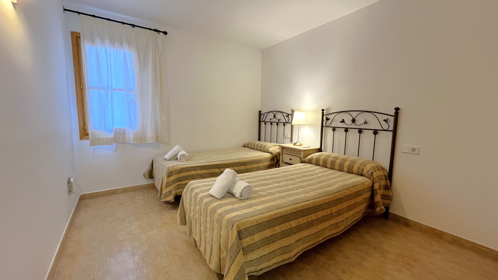 2 soverom Leilighet til leie i Sa Rapita / La Rapita med svømmebasseng garasje - € 2 000 (Ref: 8734854)