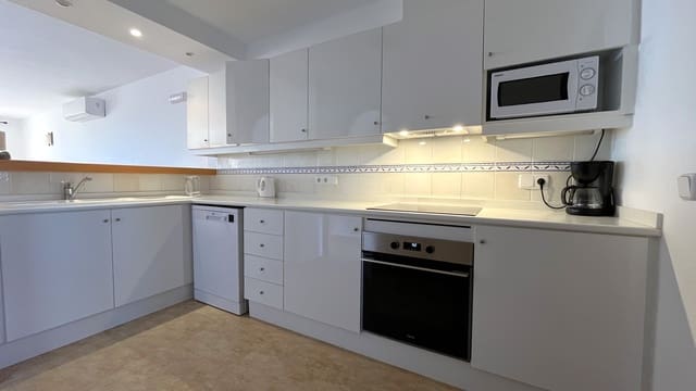 2 soverom Leilighet til leie i Sa Rapita / La Rapita, Campos med svømmebasseng garasje - € 2 000 (Ref: 8734854)