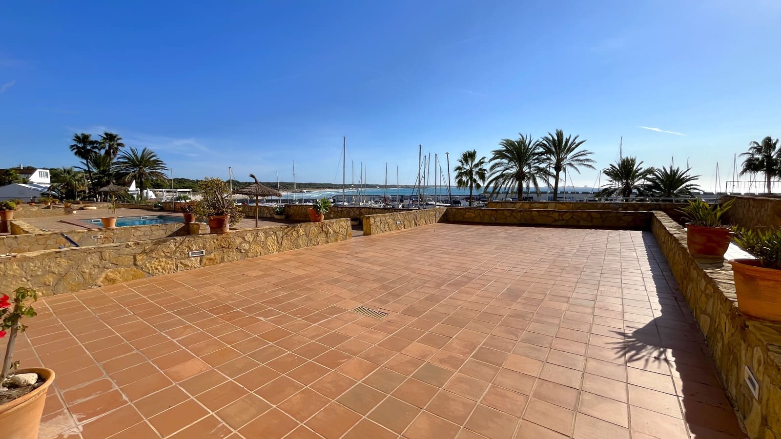2 soverom Leilighet til leie i Sa Rapita / La Rapita med svømmebasseng garasje - € 2 000 (Ref: 8734854)