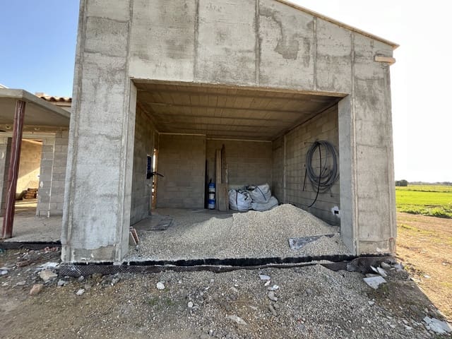 4 soveværelse Finca/Landehus til salg i Sa Pobla med swimmingpool garage - € 550.000 (Ref: 8736937)